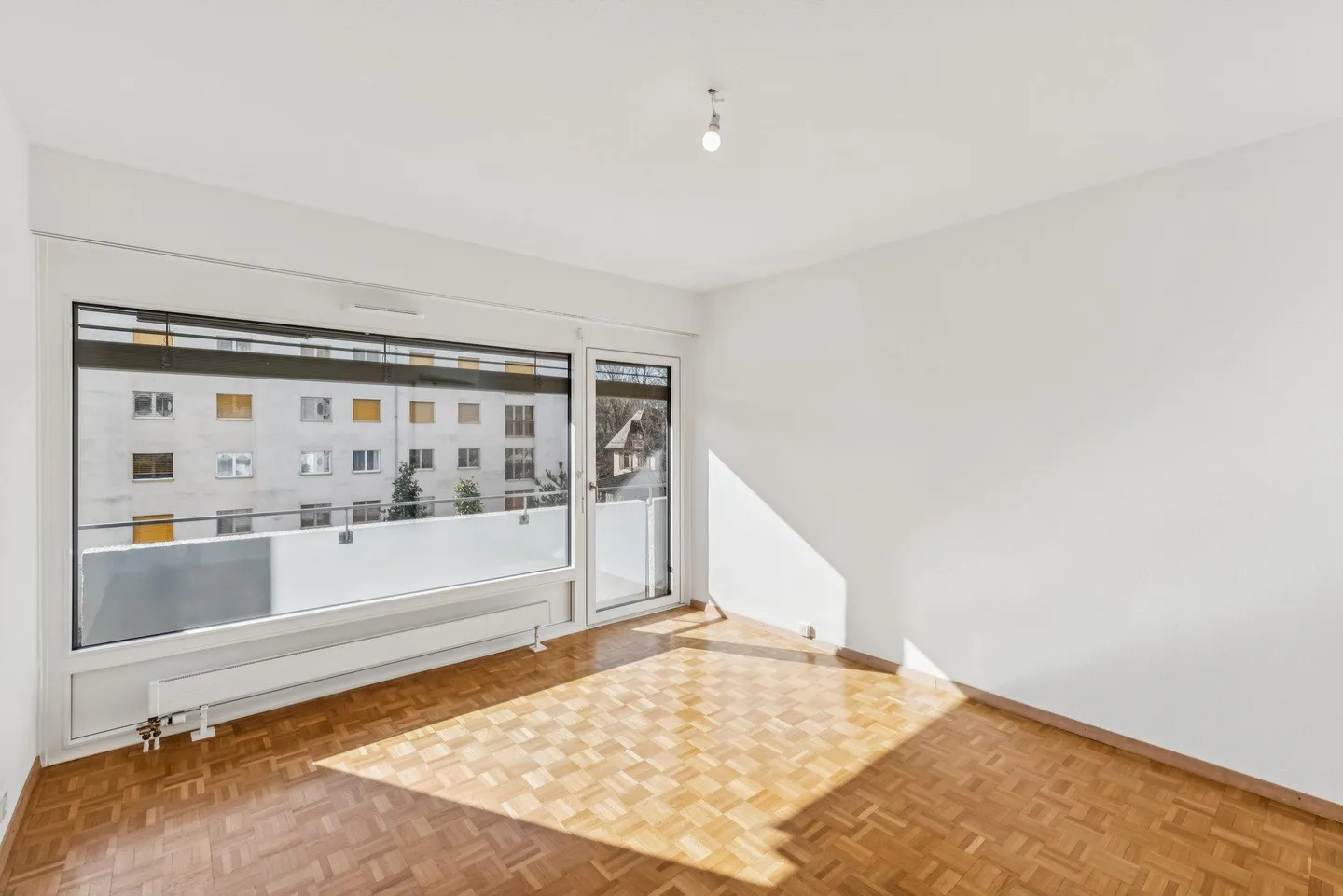 Appartement spacieux de 6 pièces - Photo 10 sur 12