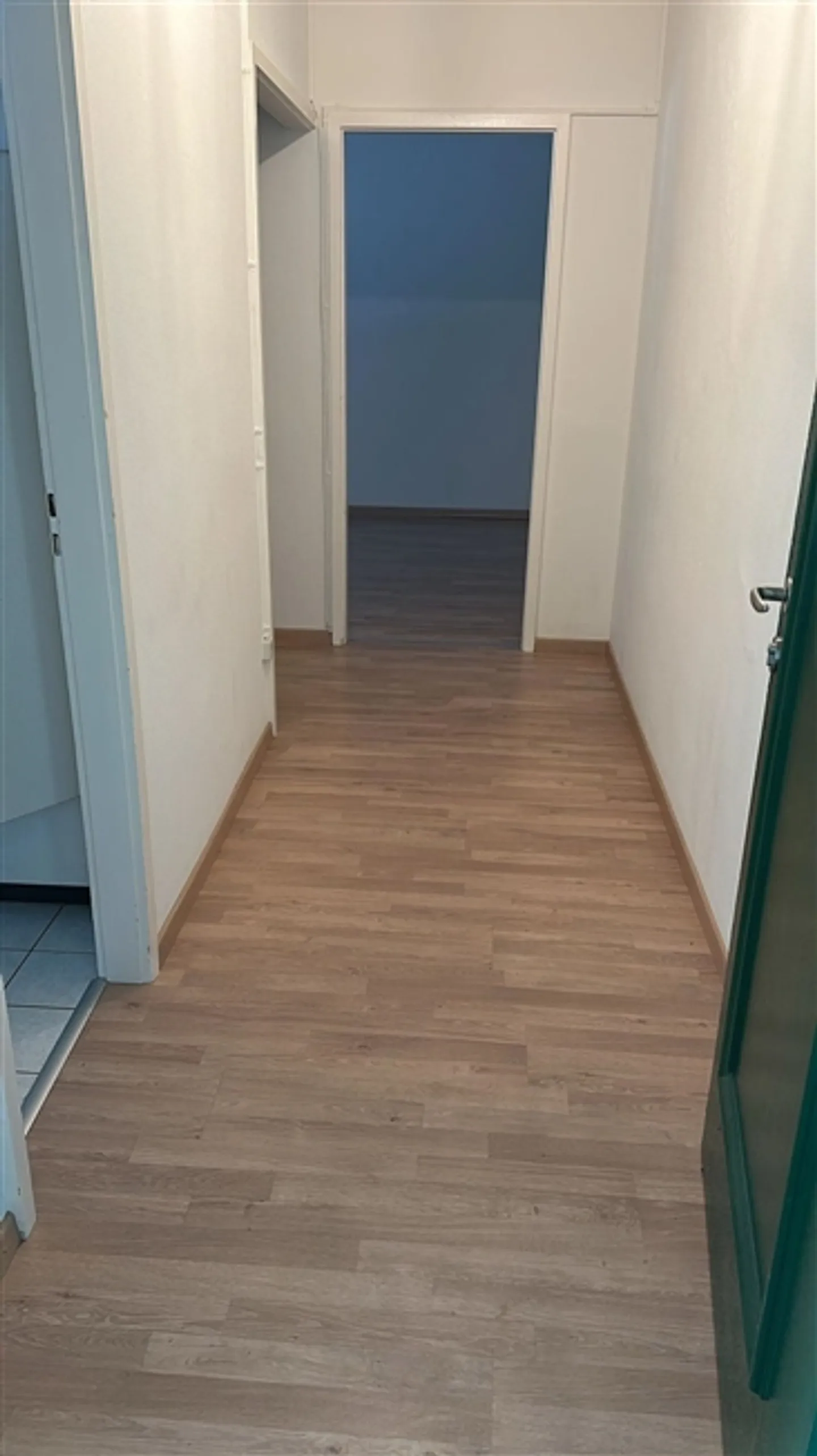 For Rent: Magnificent 2 Rooms in a Highly Sought-After Building - Photo 9 of 9