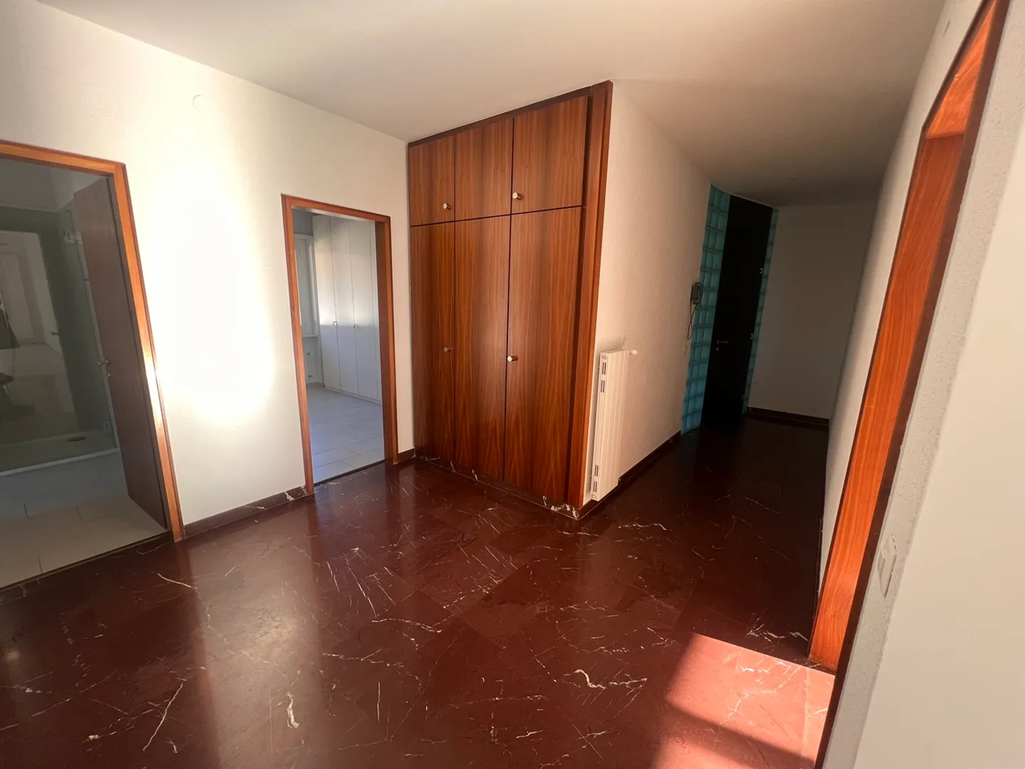 AFFITTASI A GORDUNO LUMINOSO APPARTAMENTO DI 3.5 LOCALI - Foto 4 von 17