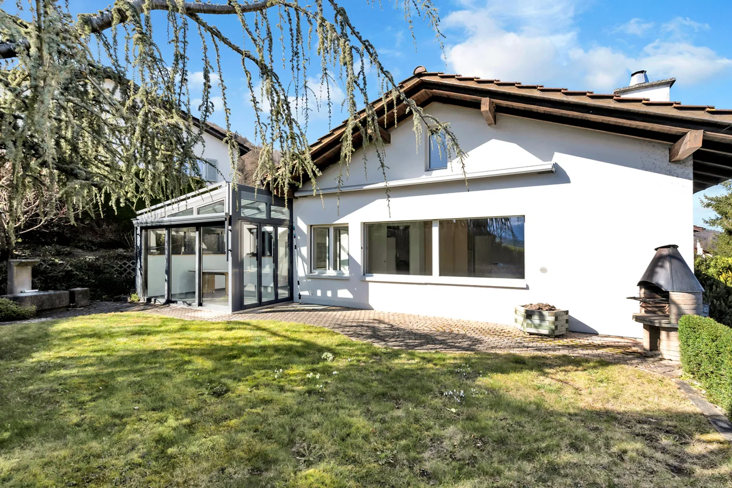 Maison individuelle dans un emplacement familial - Photo 1 sur 12