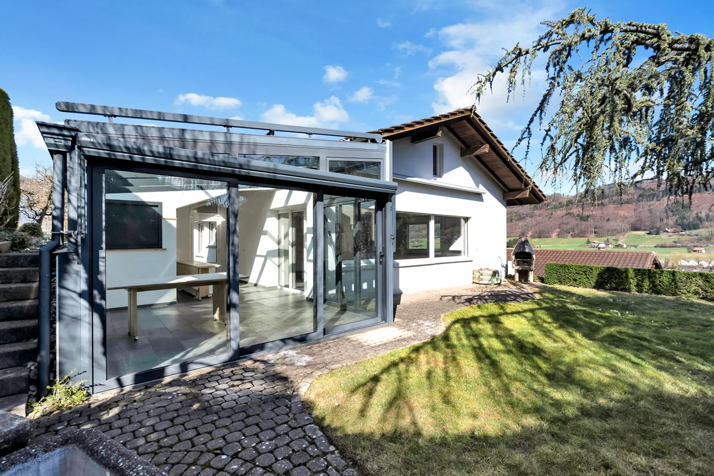 Maison individuelle dans un emplacement familial - Photo 3 sur 12