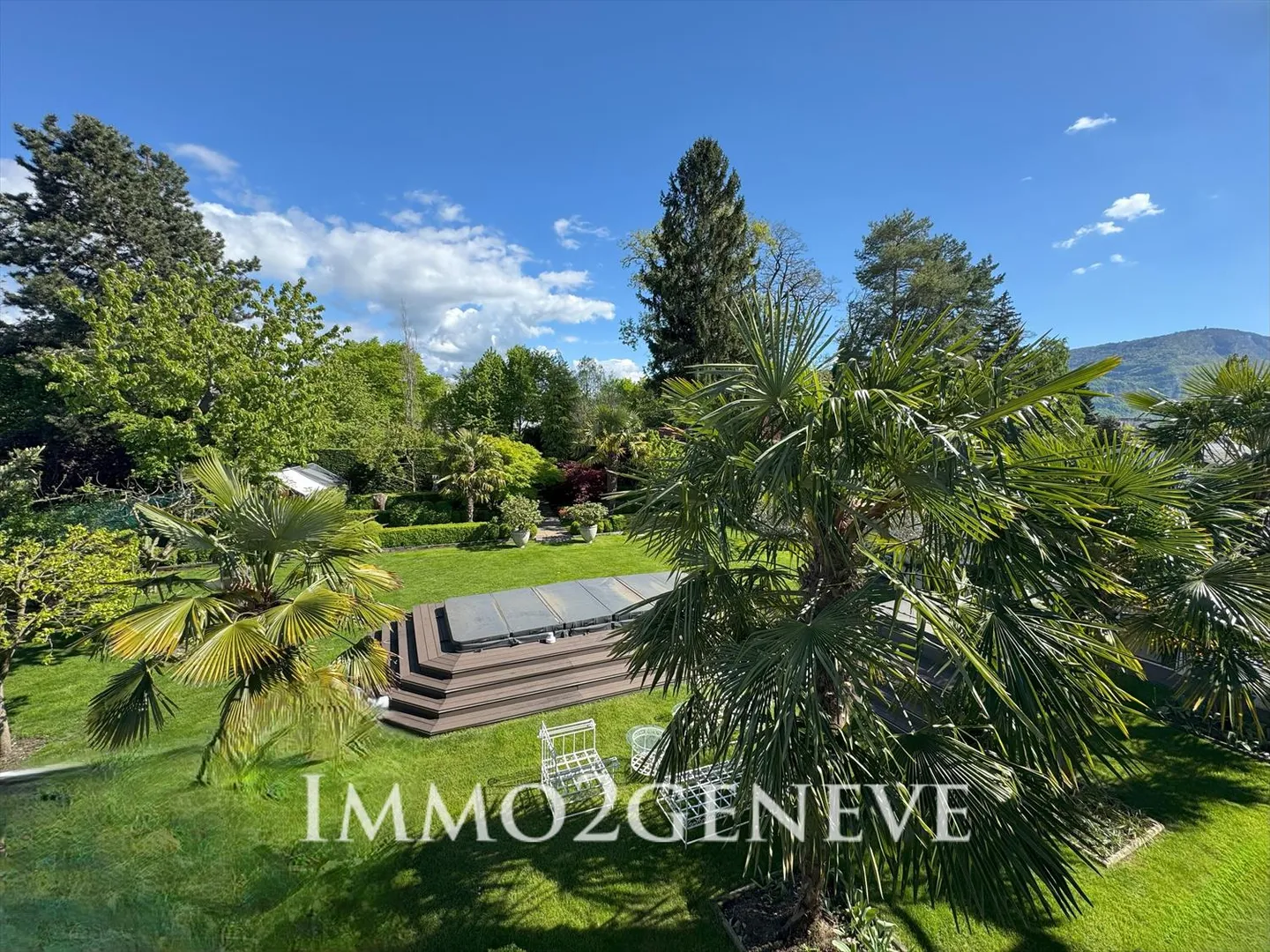 Villa luxe, terrain 1500m² - Photo 3 sur 5