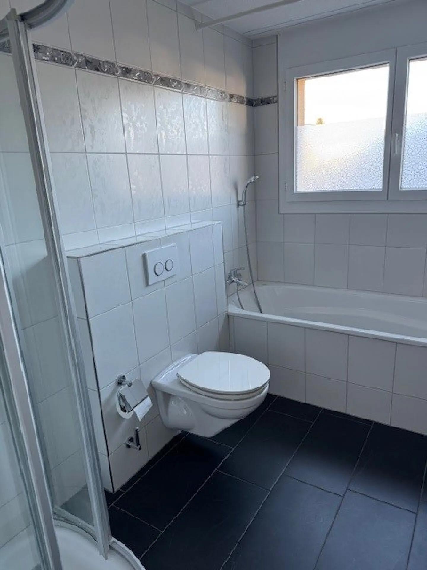 attraktive Gartenwohnung Hochparterre mit grosszügigem Gartensitzplatz - Photo 5 sur 6