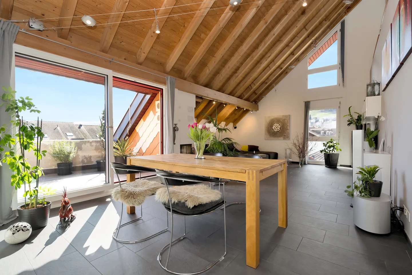 4.5-room apartment with large gallery and beautiful view - Photo 2 of 12