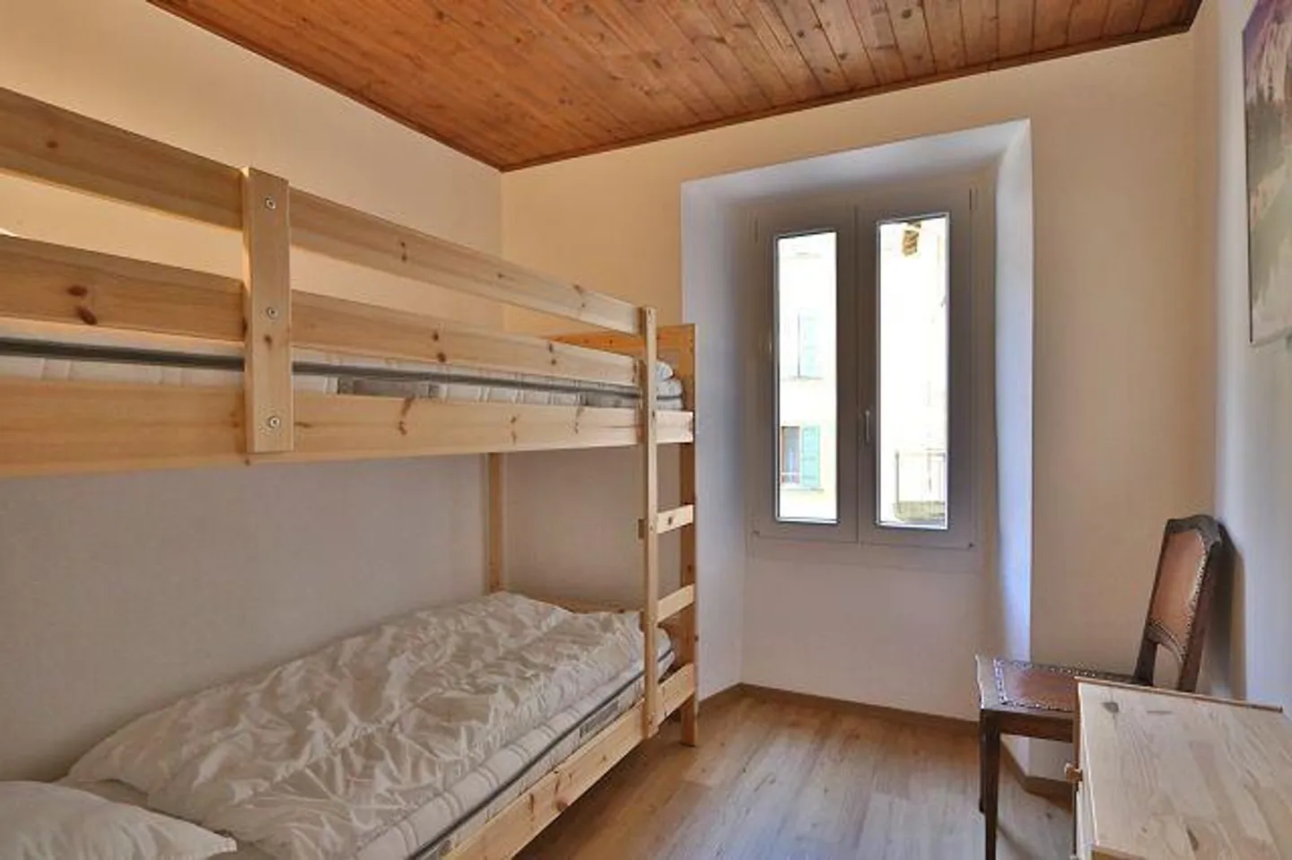 Maison de village ensoleillée et charmante de 3 ½ pièces - Photo 7 sur 15