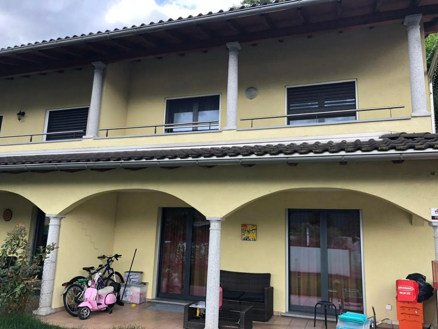 Charming Townhouse in Cugnasco - Photo 2 of 24