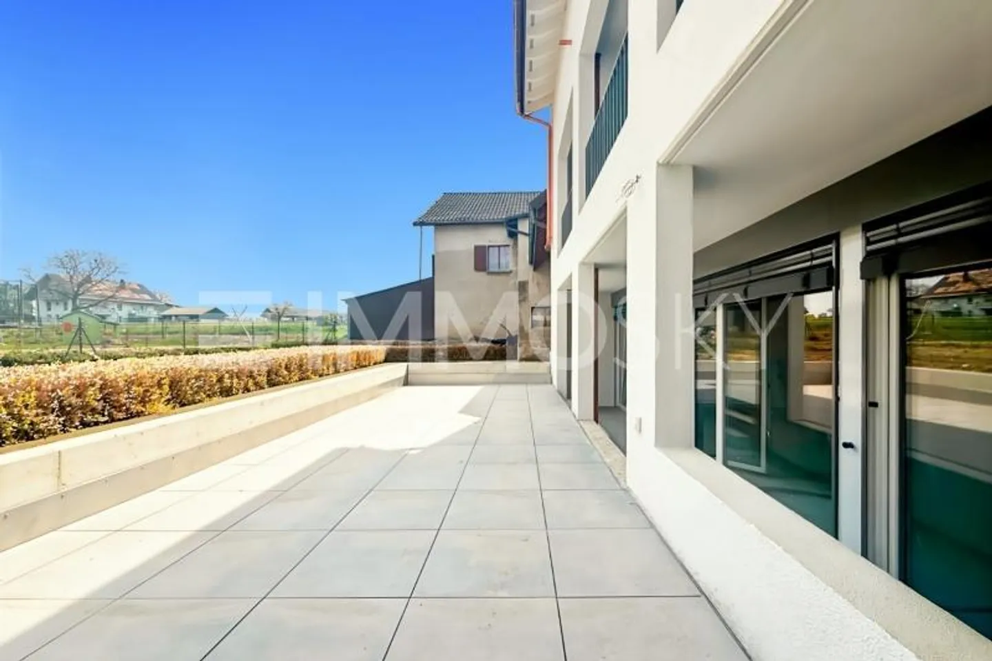 Magnifique appartement neuf avec grande terrasse à 4 min. de Cheseaux - Photo 2 of 5