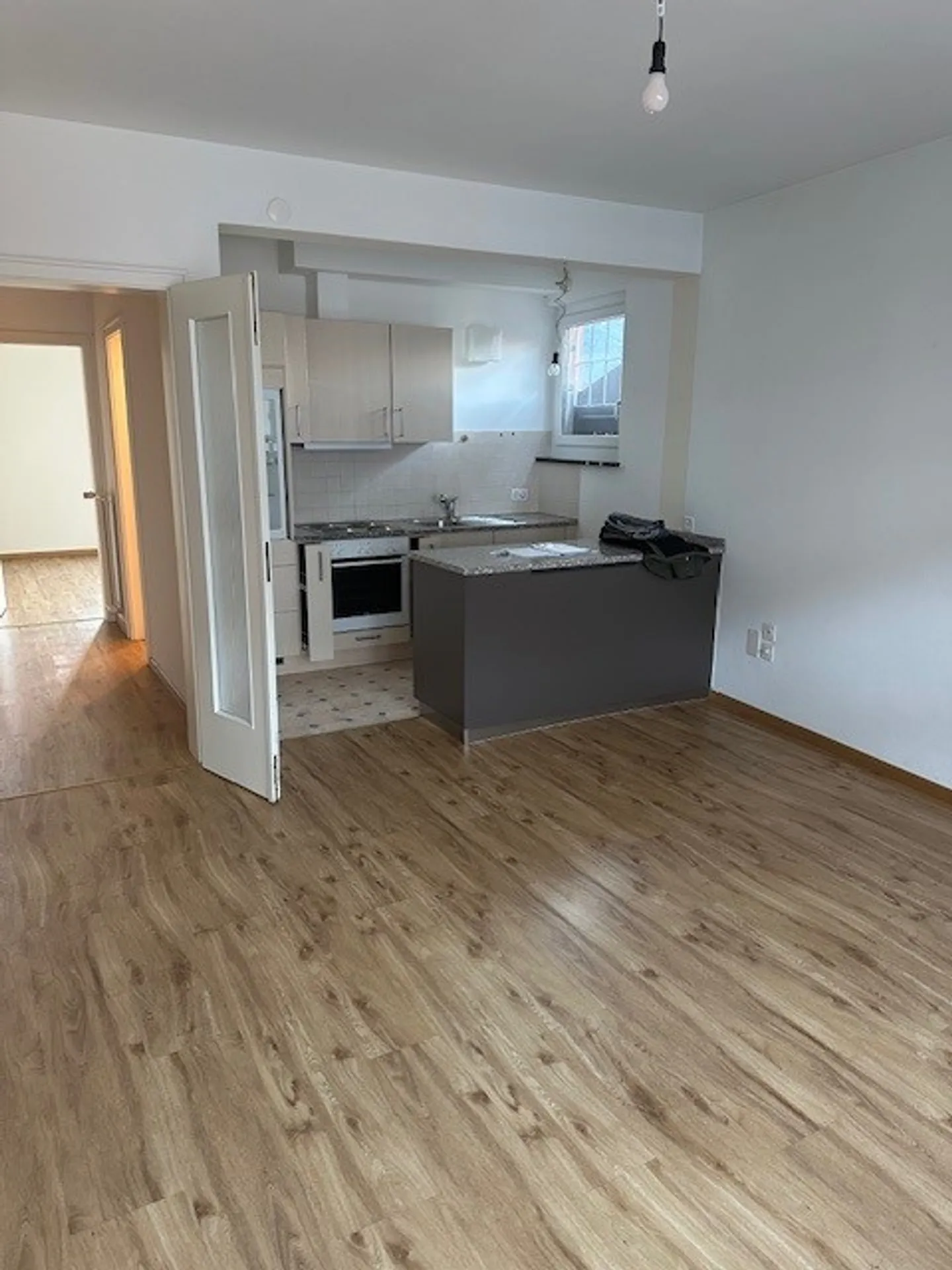 Affittiamo nel nucleo di Ascona bellissimo appartamento di 2.5 locali 1 MESE GRATIS - Foto 5 di 7