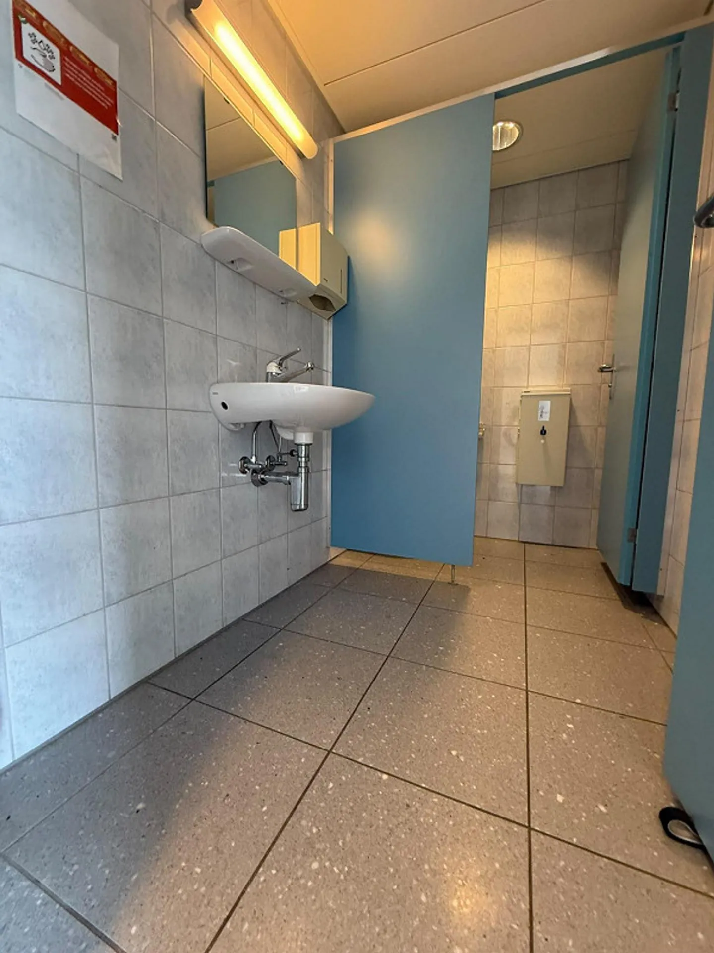 Temporary commercial space in a central location in Uzwil 157 m² - Photo 7 of 8