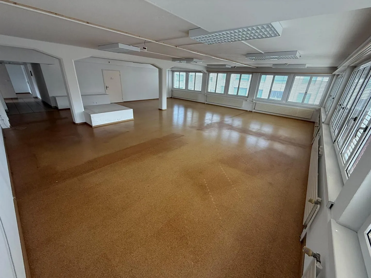 Temporary commercial space in a central location in Uzwil 157 m² - Photo 3 of 8