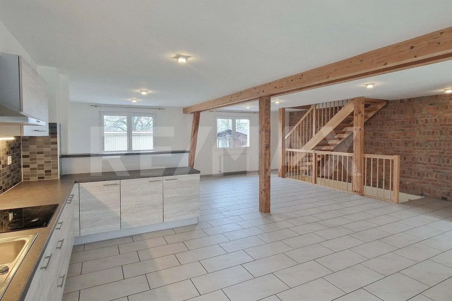 Plenty of Space - Living in 160 m² - Large 4.5 Room Single Family House - Photo 3 of 12