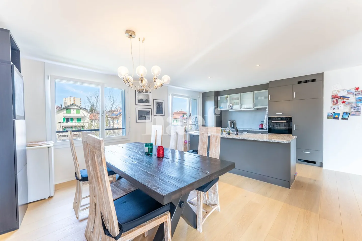 Geräumige Wohnung mit großer Terrasse - Foto 3 von 9