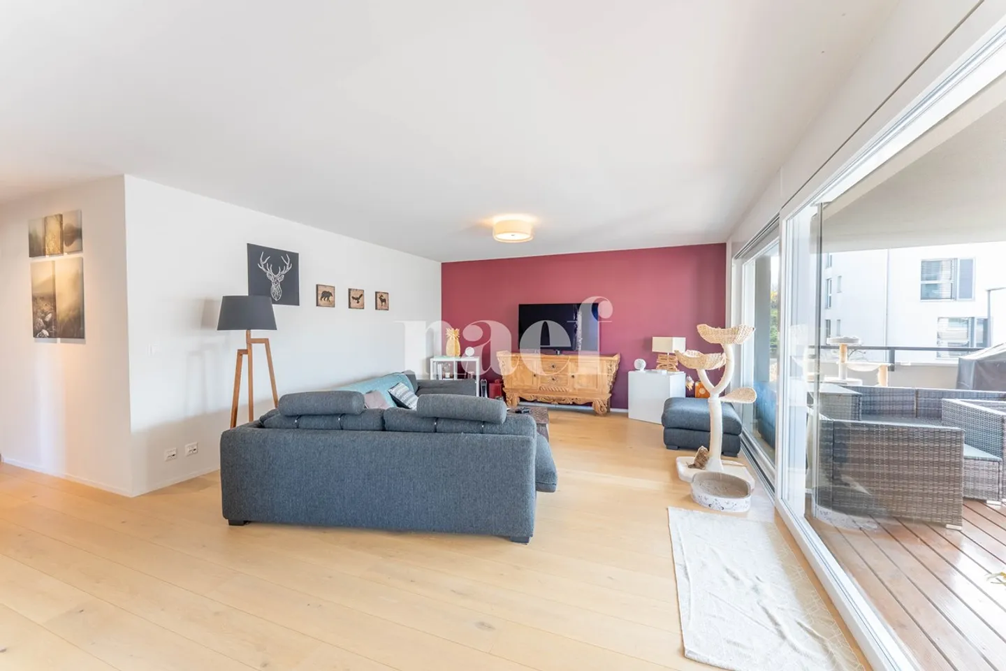 Geräumige Wohnung mit großer Terrasse - Foto 4 von 9