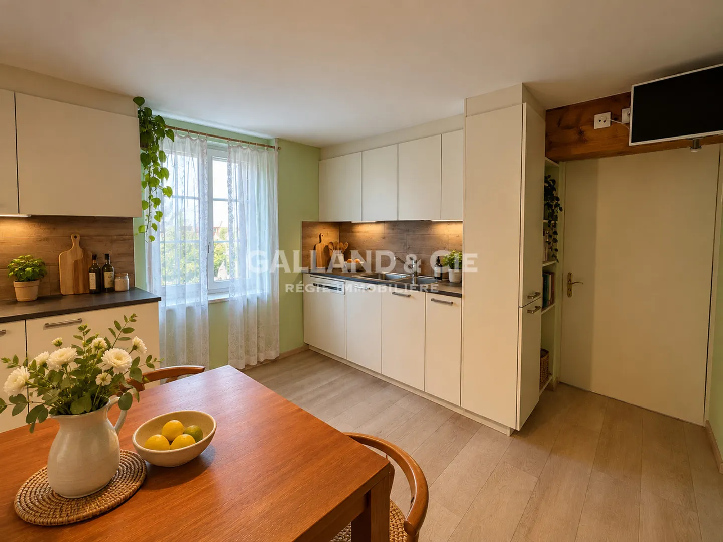 3.5-room apartment with private garden - Photo 6 of 6