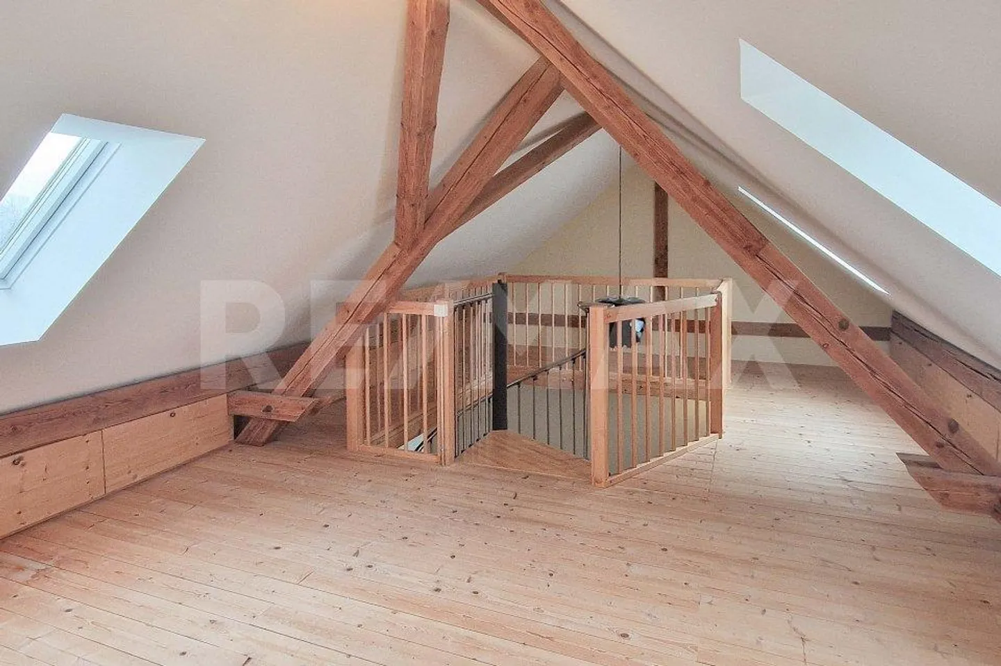 Plenty of Space - Living in 160 m² - Large 4.5 Room Single Family House - Photo 9 of 12