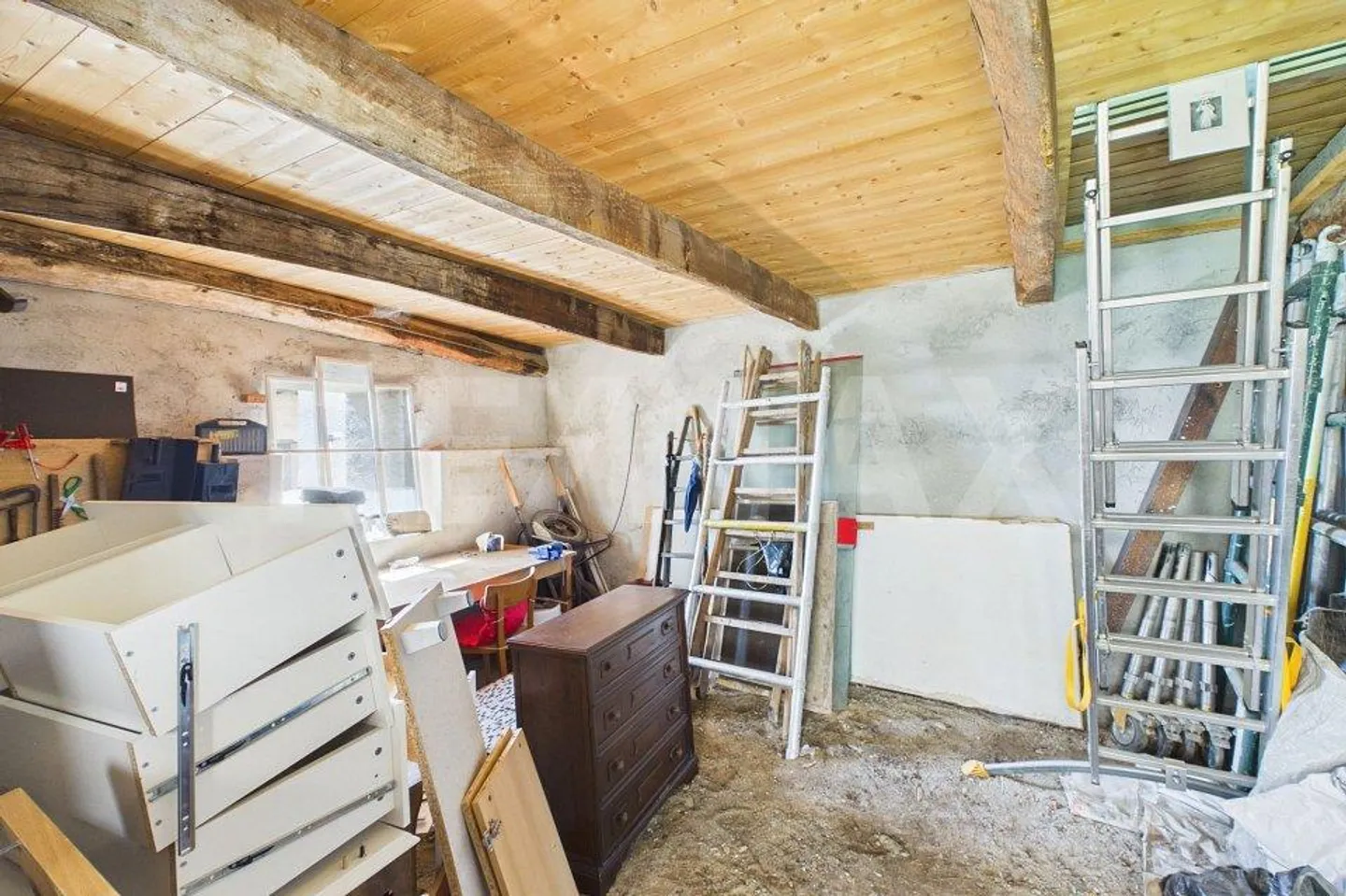 Scheune mit Wohnpotential, die mit renoviertem Haus verbunden werden kann - Foto 4 von 13