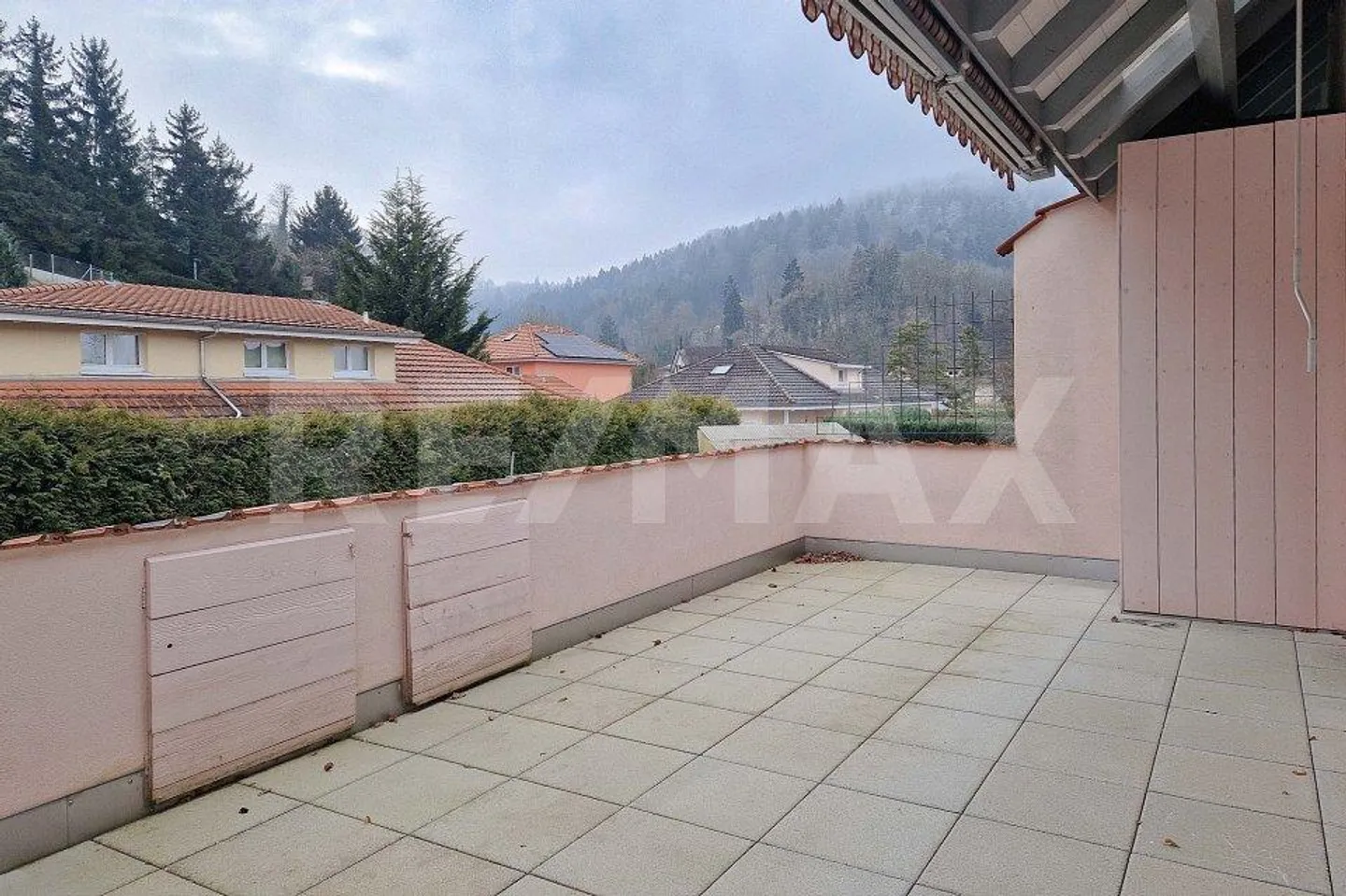 Plenty of Space - Living in 160 m² - Large 4.5 Room Single Family House - Photo 10 of 12