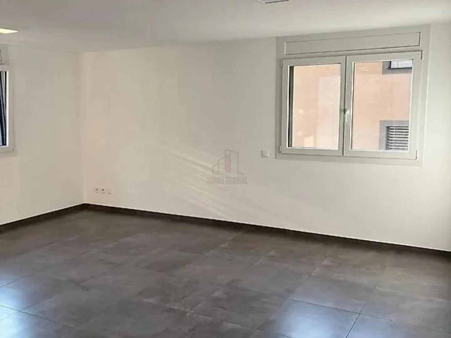 VISTA APERTA DAL TUO NUOVO APPARTAMENTO - Foto 4 di 7