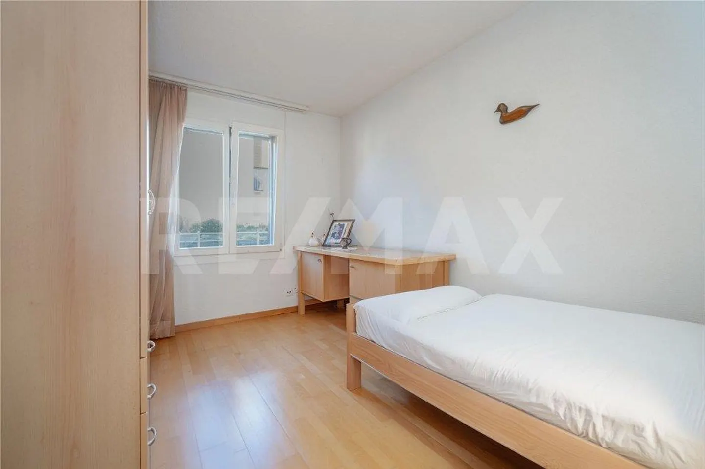 Attractive 3.5-room ground-floor apartment with garden terrace in Wilderswil - Photo 6 of 13