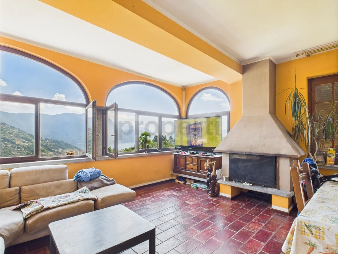 Single-family villa with breathtaking views of Lake Lugano - Photo 5 of 11