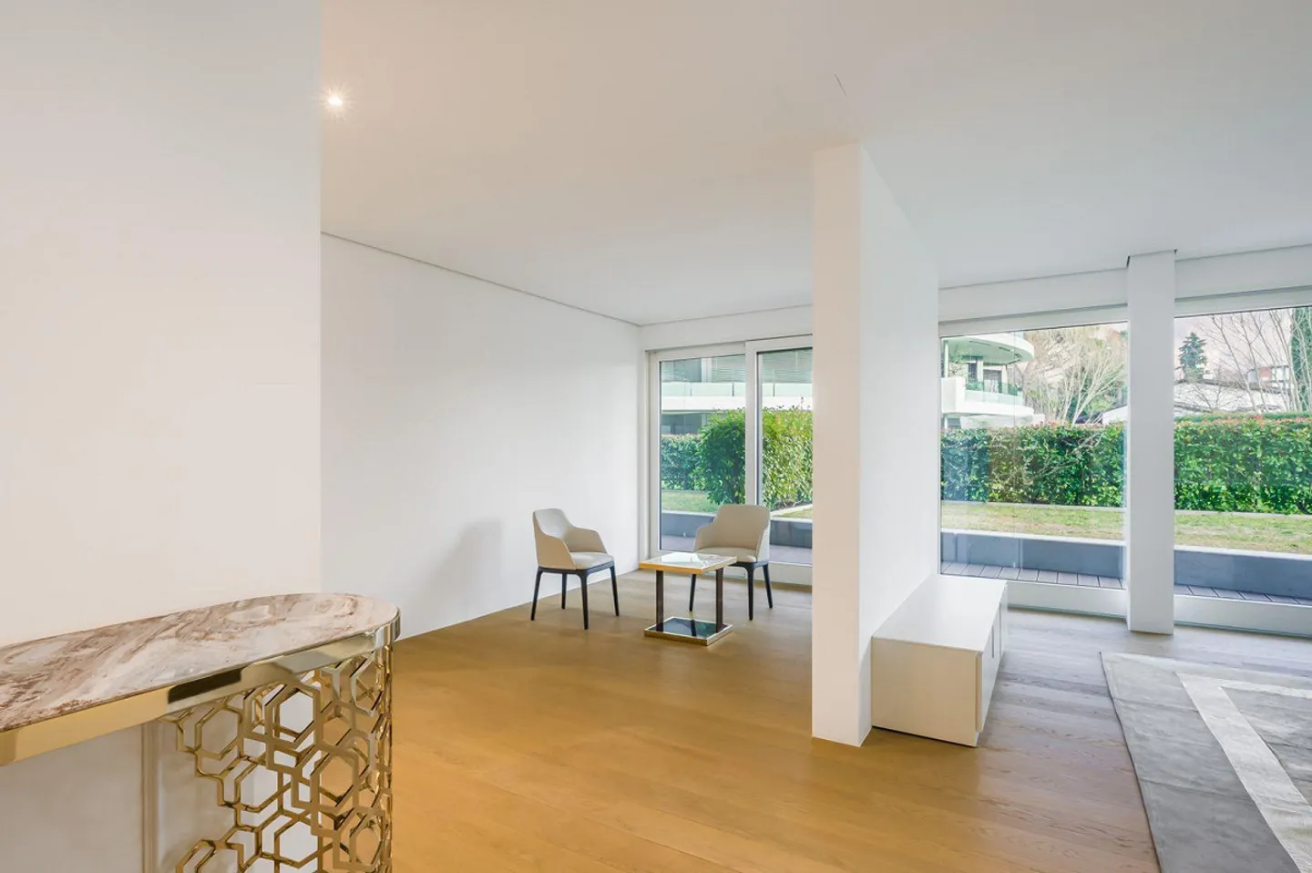 4.5 LOCALI FRONTE LAGO CON GIARDINO A MAROGGIA | Relaxation and wel... - Photo 10 of 15