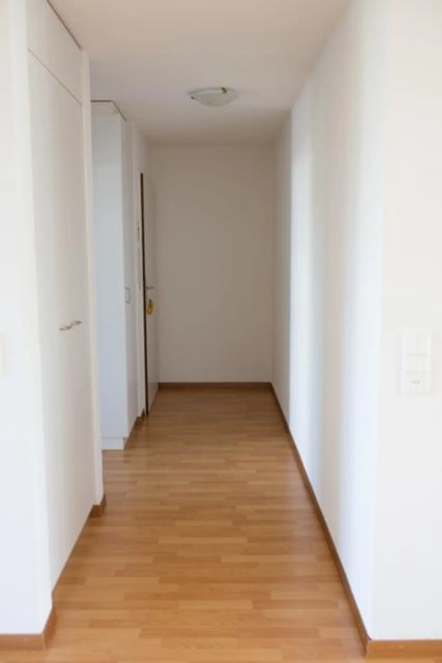 Idylle trifft Komfort: 3½-Zimmer-Wohnung im 1. Obergeschoss - Foto 7 von 10
