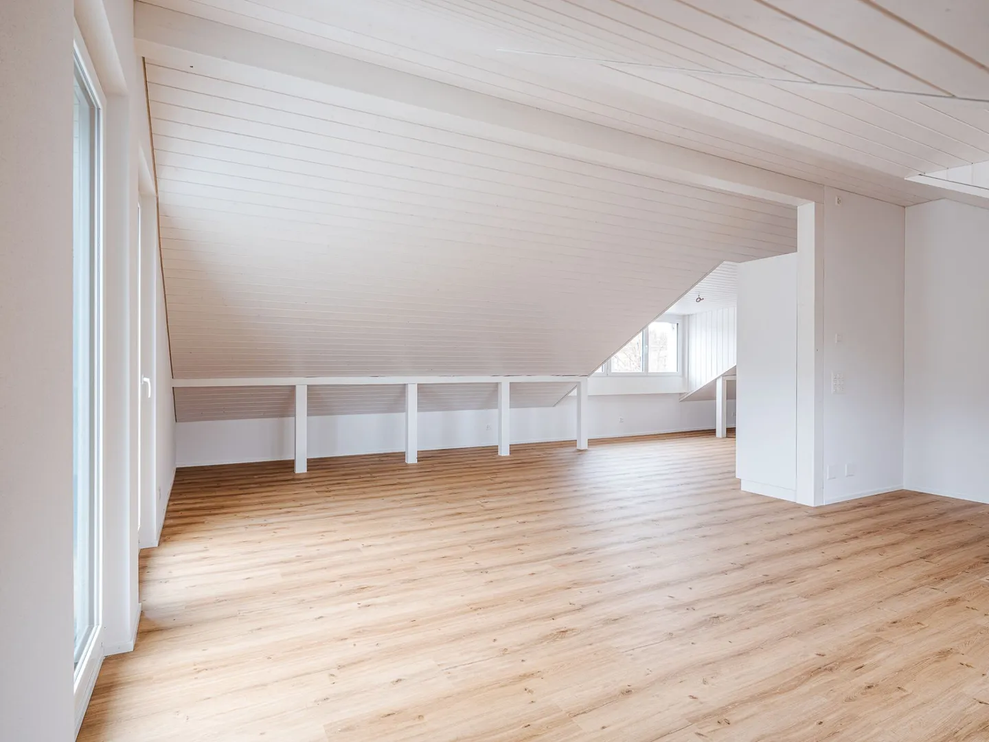 PRIMA LOCAZIONE, APPARTAMENTO PENTHOUSE UNICO E ALL'AVANGUARDIA CON CARATTERE LOFT! - Foto 5 di 10