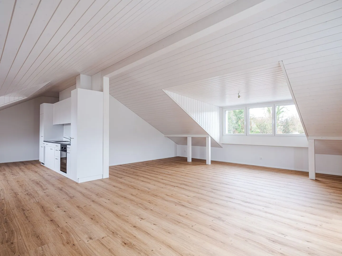 PRIMA LOCAZIONE, APPARTAMENTO PENTHOUSE UNICO E ALL'AVANGUARDIA CON CARATTERE LOFT! - Foto 1 di 10