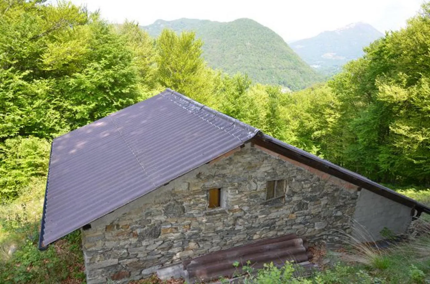 Charming Rustic Retreat in Busio - Photo 18 of 25