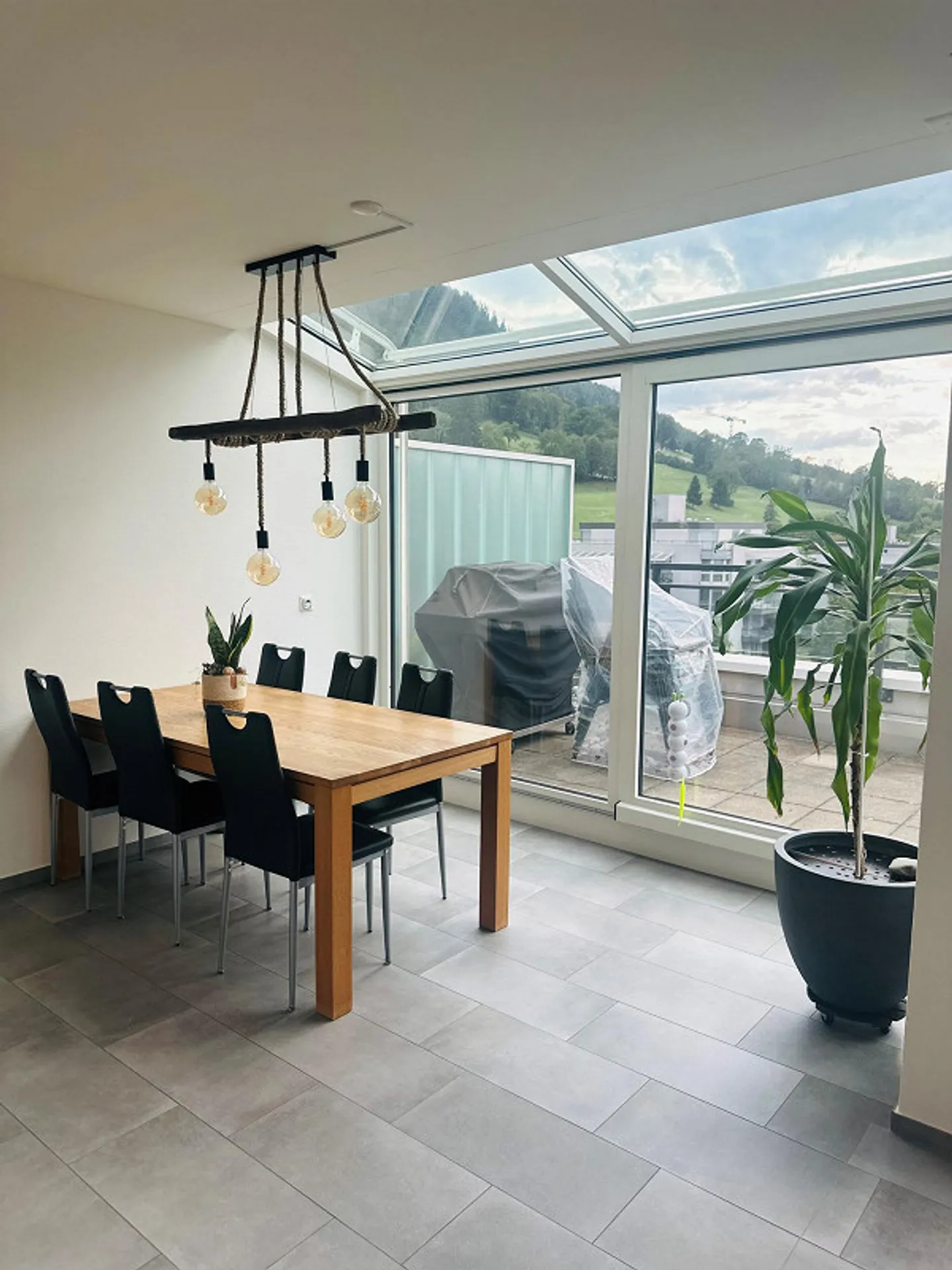 Zu vermieten 4.5-Zimmer-Attika-Wohnung - Foto 5 von 12