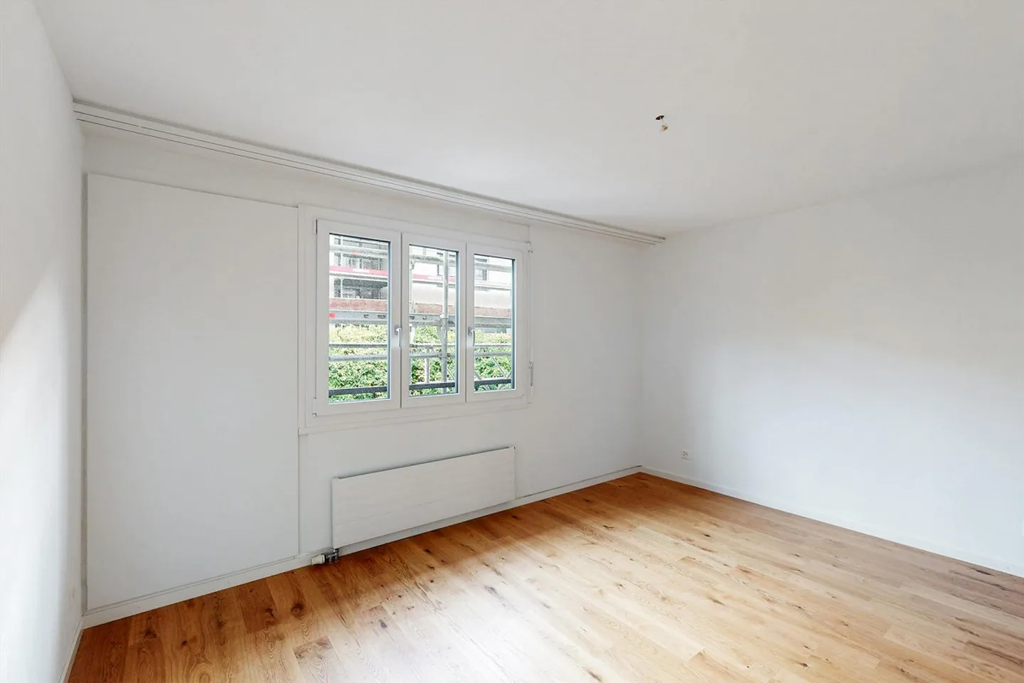 Beautiful maisonette apartment with garden share - Photo 6 of 9