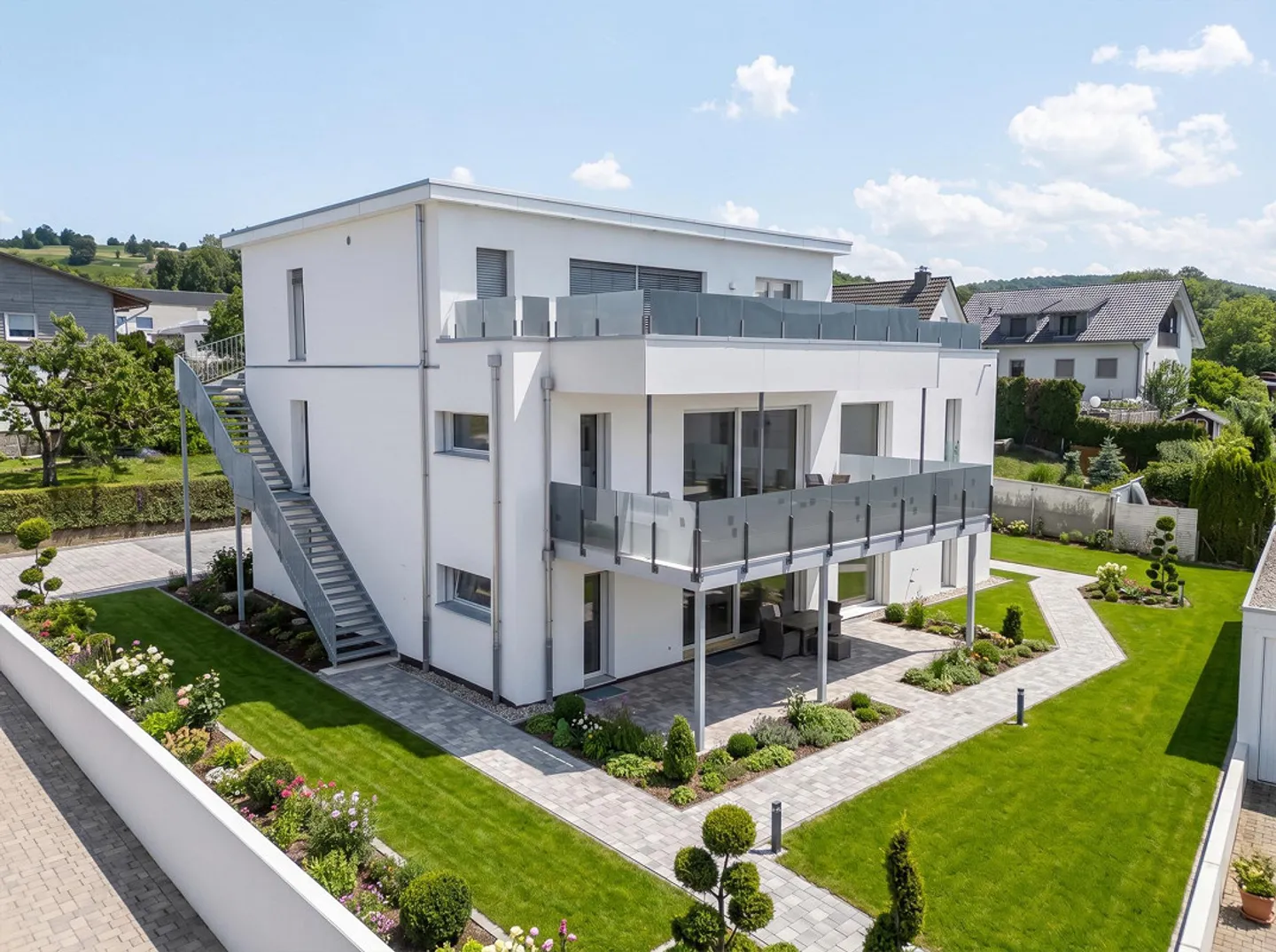 Moderne Gartenwohnung Oase - Foto 1 von 8