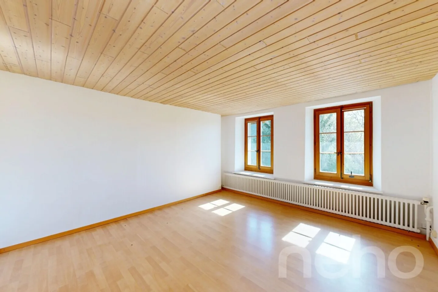 Authenticity, charm: duplex with private garden 20 minutes from Lausanne - Photo 9 of 12