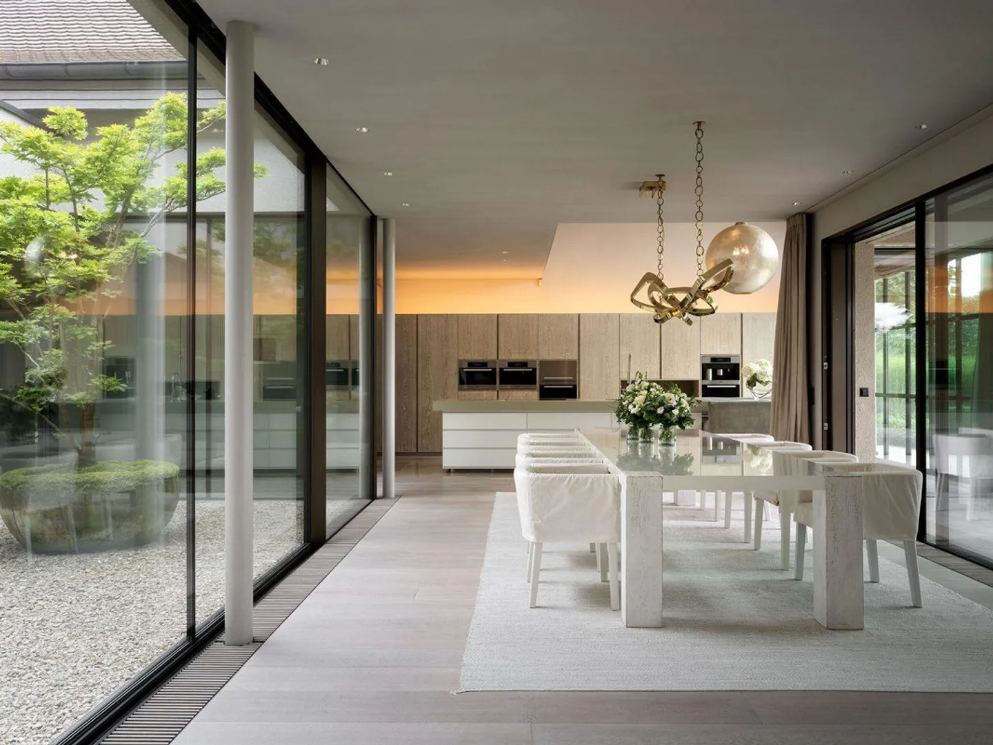 Elegantes Landhaus bei Zürich - Foto 3 von 5