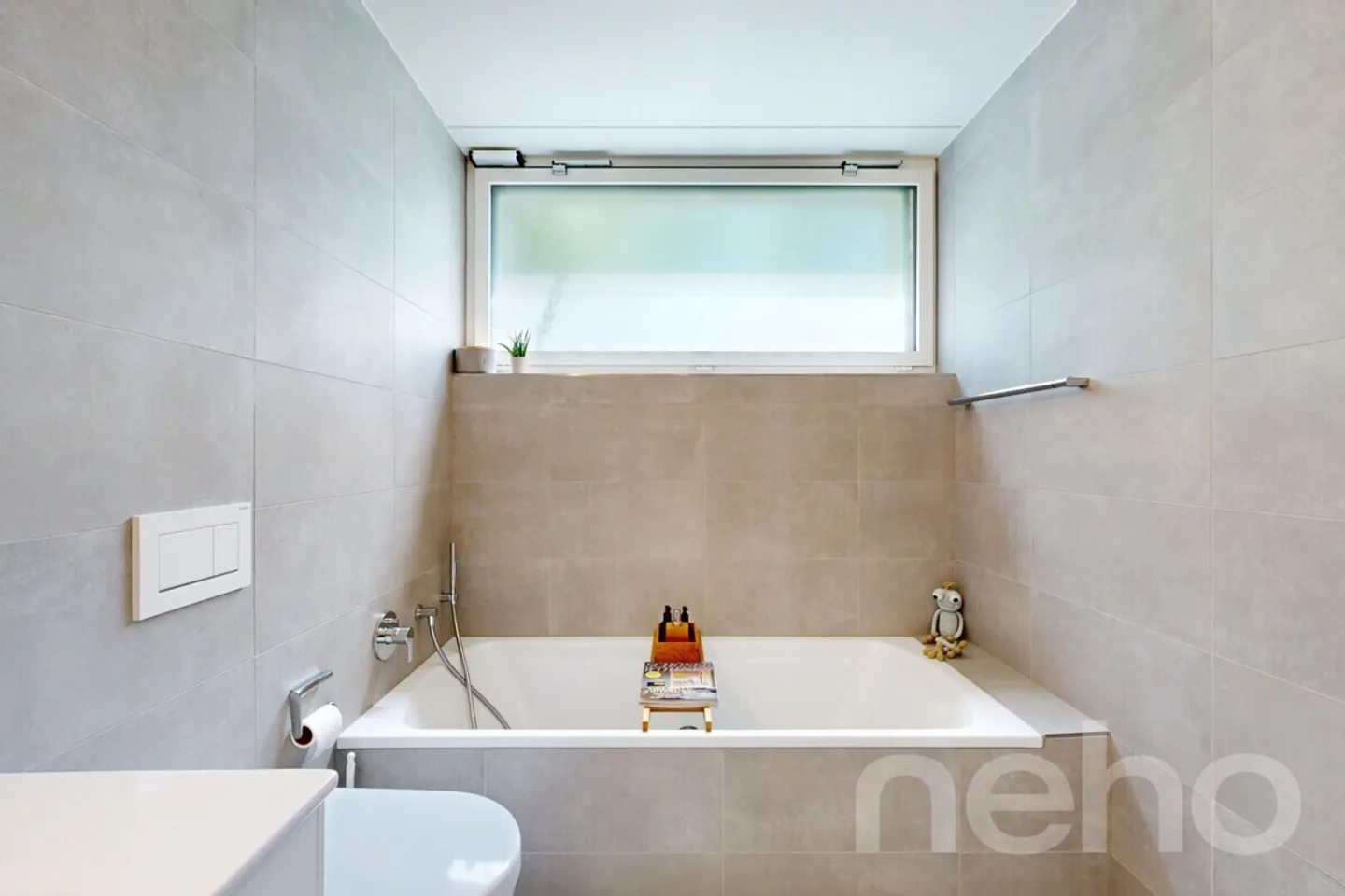 Dreamlike Living on the Sunny Slope with a View to the Alps - Photo 9 of 12