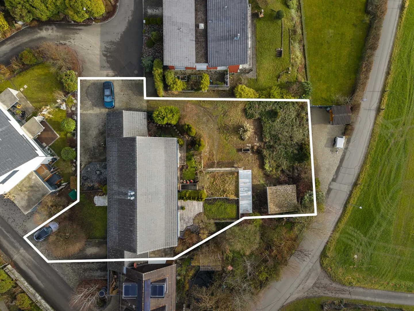 Doppelhaus-Ensemble mit Weitsicht und Bebauungspotenzial - Foto 2 von 6