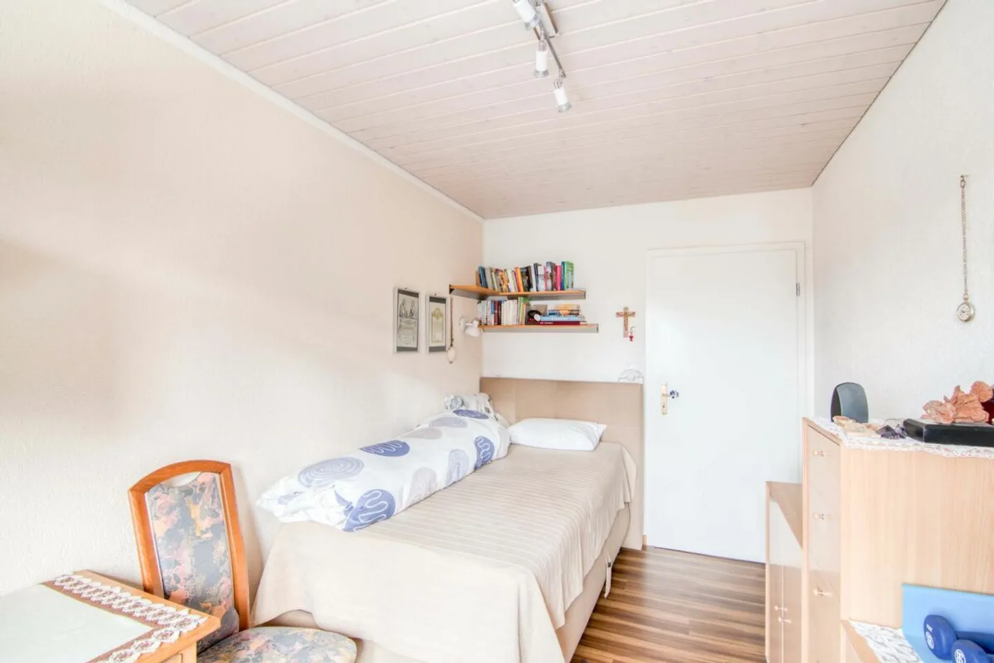 Row house for sale - Photo 14 of 34