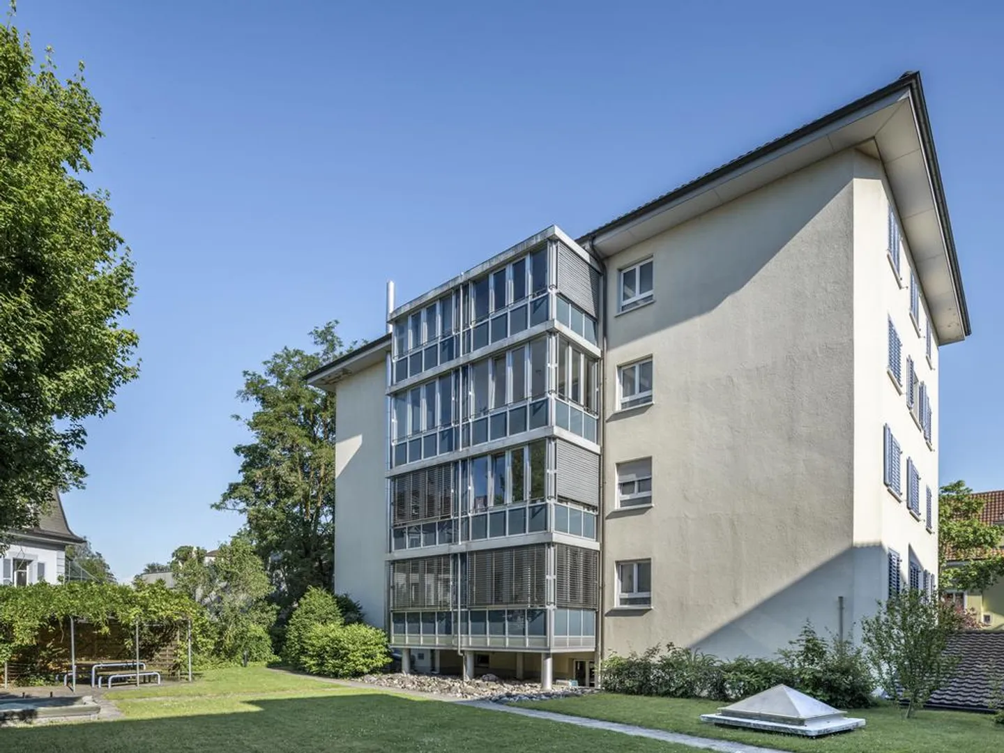 LOUER SANS CAUTION - Vivre dans un quartier urbain dynamique - Photo 8 sur 10