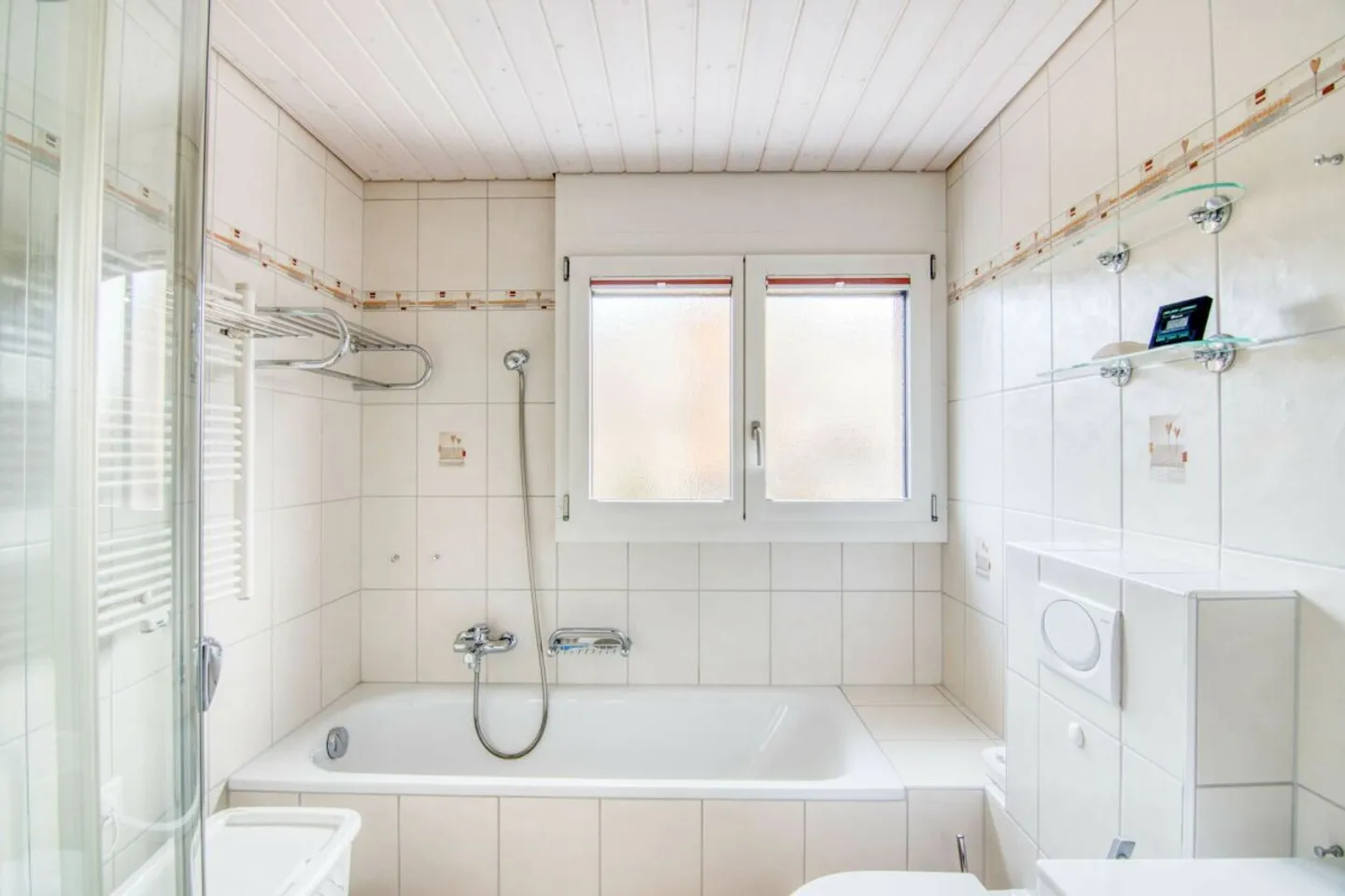 Row house for sale - Photo 21 of 34