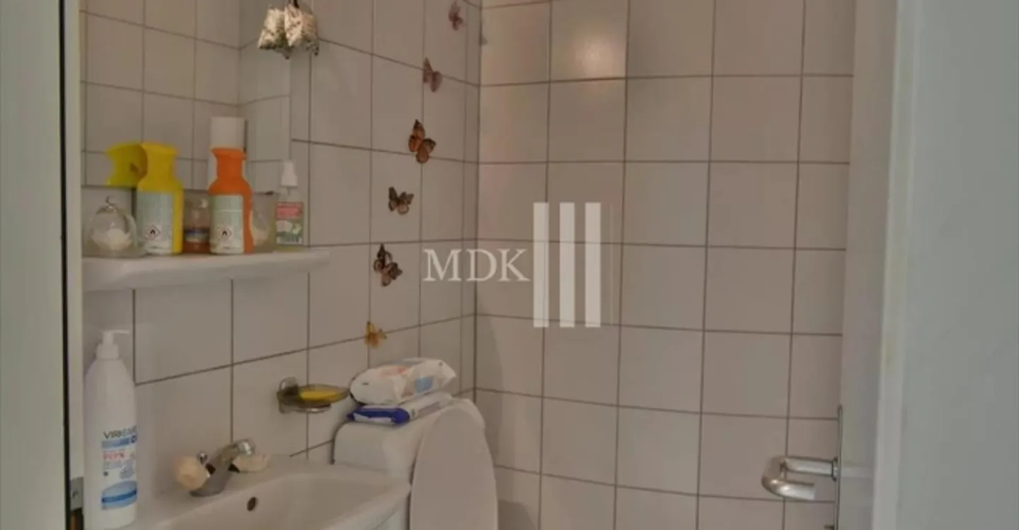 Mischgenutztes Gebäude mieten - Foto 2 von 8