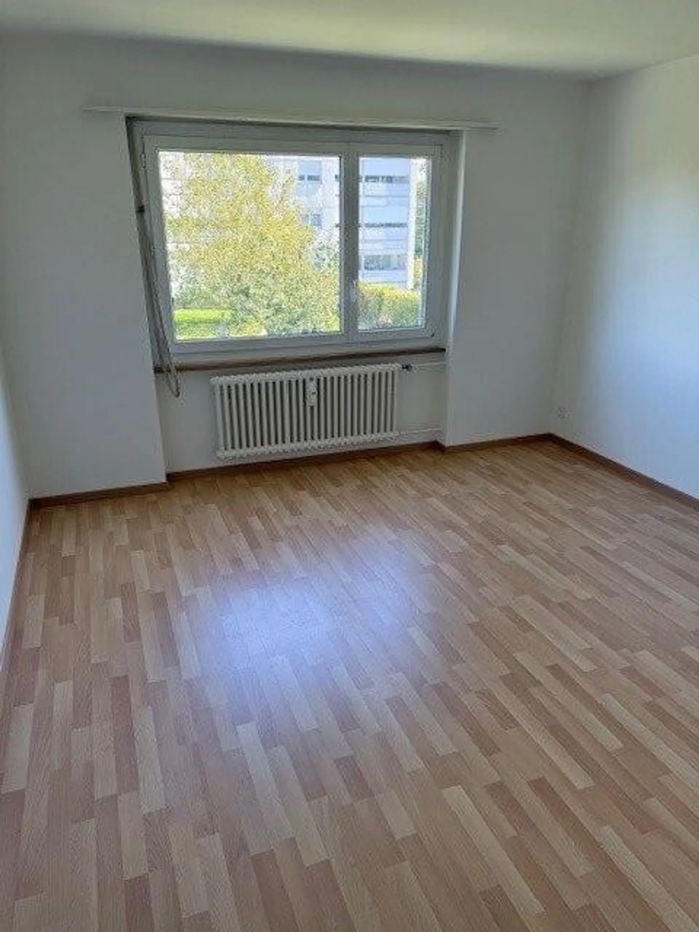 Spacious 4-room apartment in a quiet residential area - Photo 11 of 11