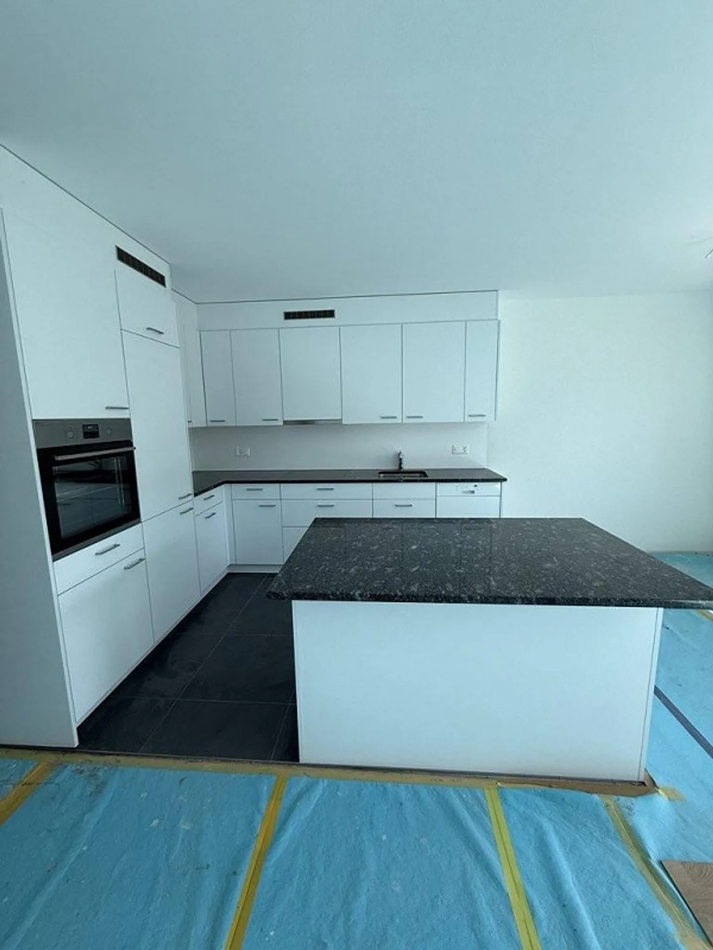 3 1/2-Room Apartment, Ground Floor Left - Photo 3 of 4