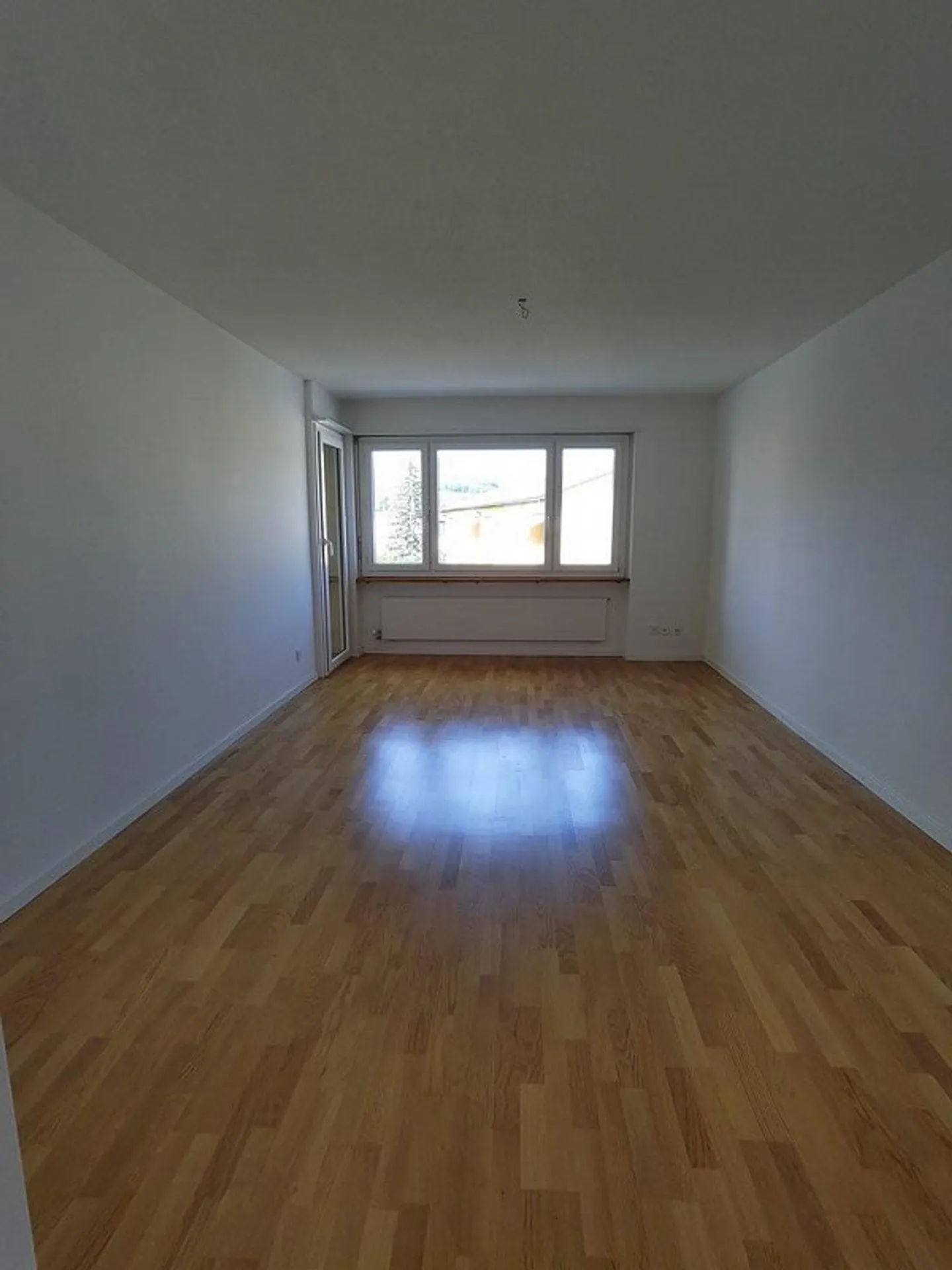 Moderne Wohnung in Olten - Foto 3 von 8
