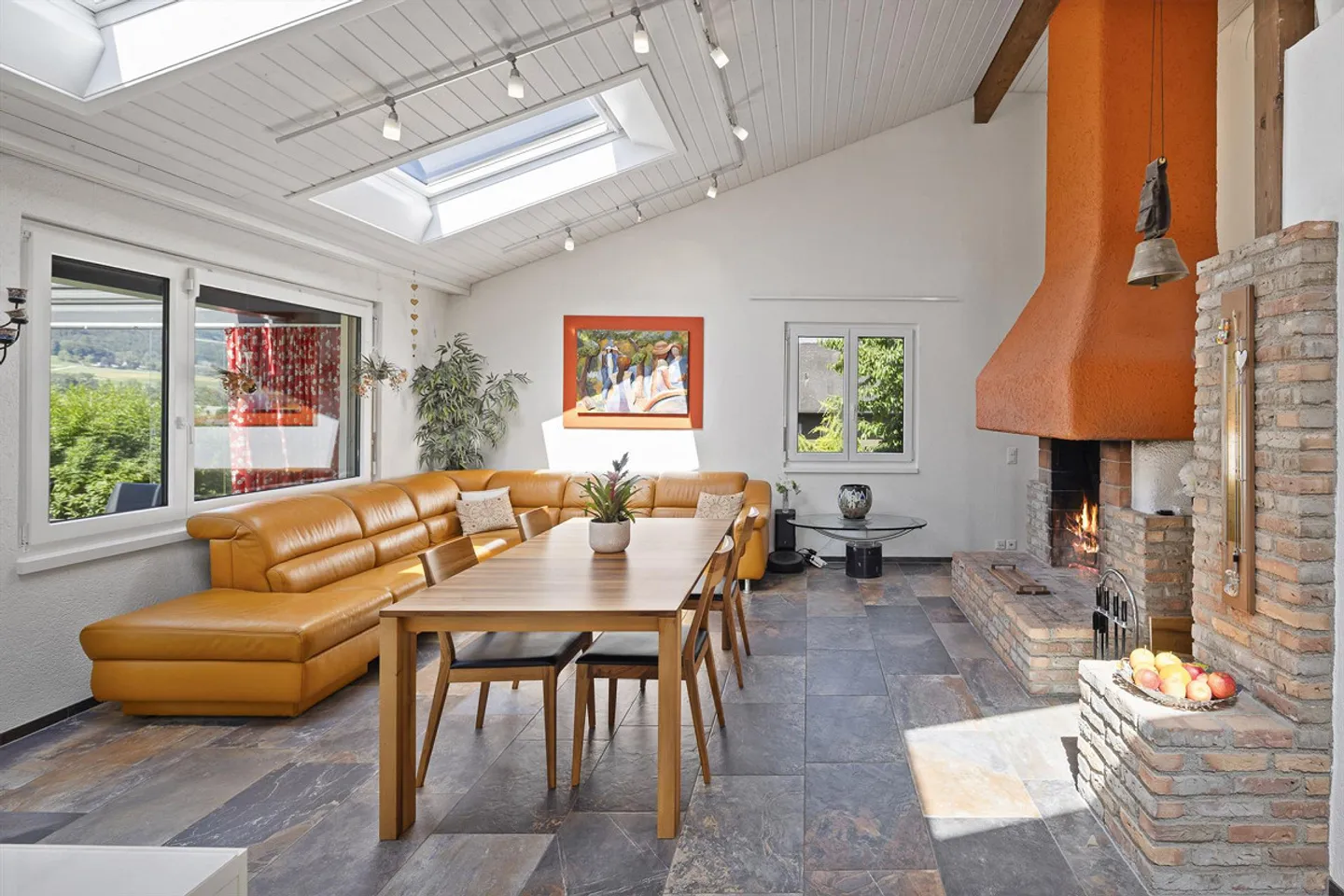 Family Oasis with Dream Garden Oasis in a Quiet Location - Photo 3 of 14
