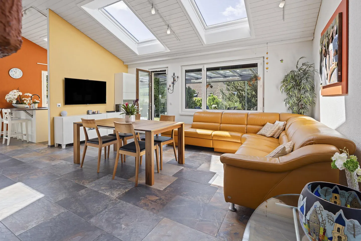 Family Oasis with Dream Garden Oasis in a Quiet Location - Photo 4 of 14