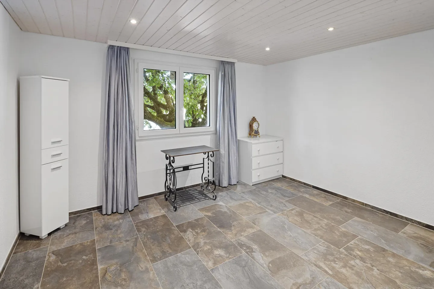 Family Oasis with Dream Garden Oasis in a Quiet Location - Photo 8 of 14