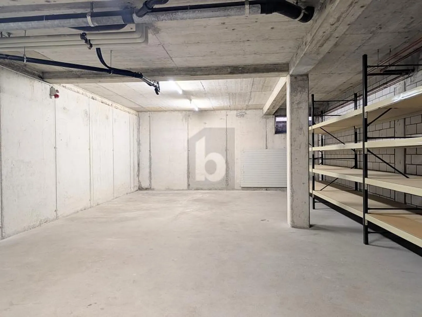 VERSATILE USAGE, INCLUDING ADDITIONAL COSTS - Photo 2 of 5