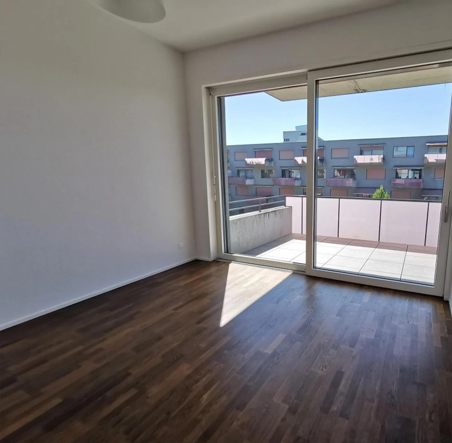 Dream apartment in the Bürnnen district! - Photo 3 of 8