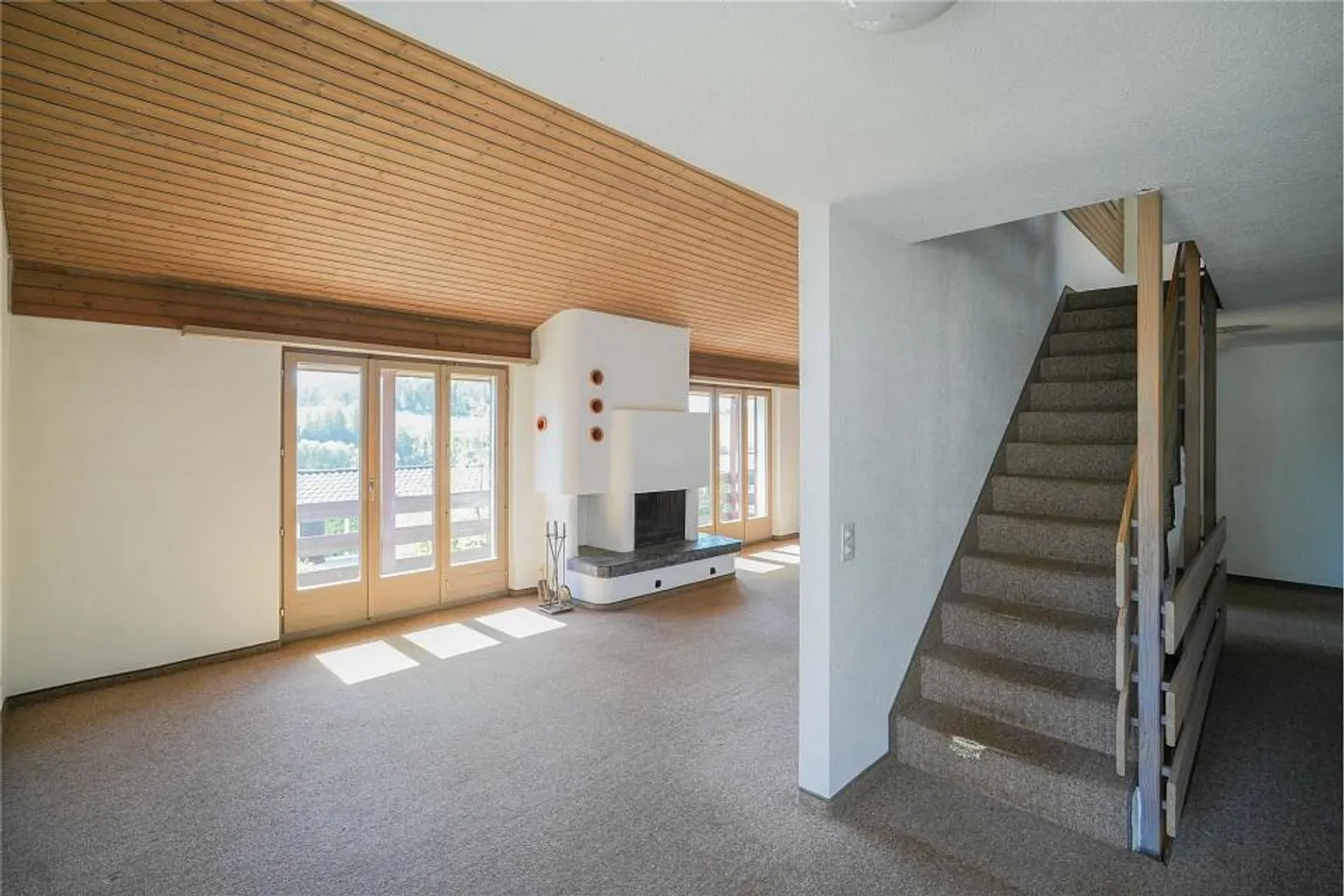 Best Views and Close to Nature: Single-Family Home with Interesting Space... - Photo 2 of 13