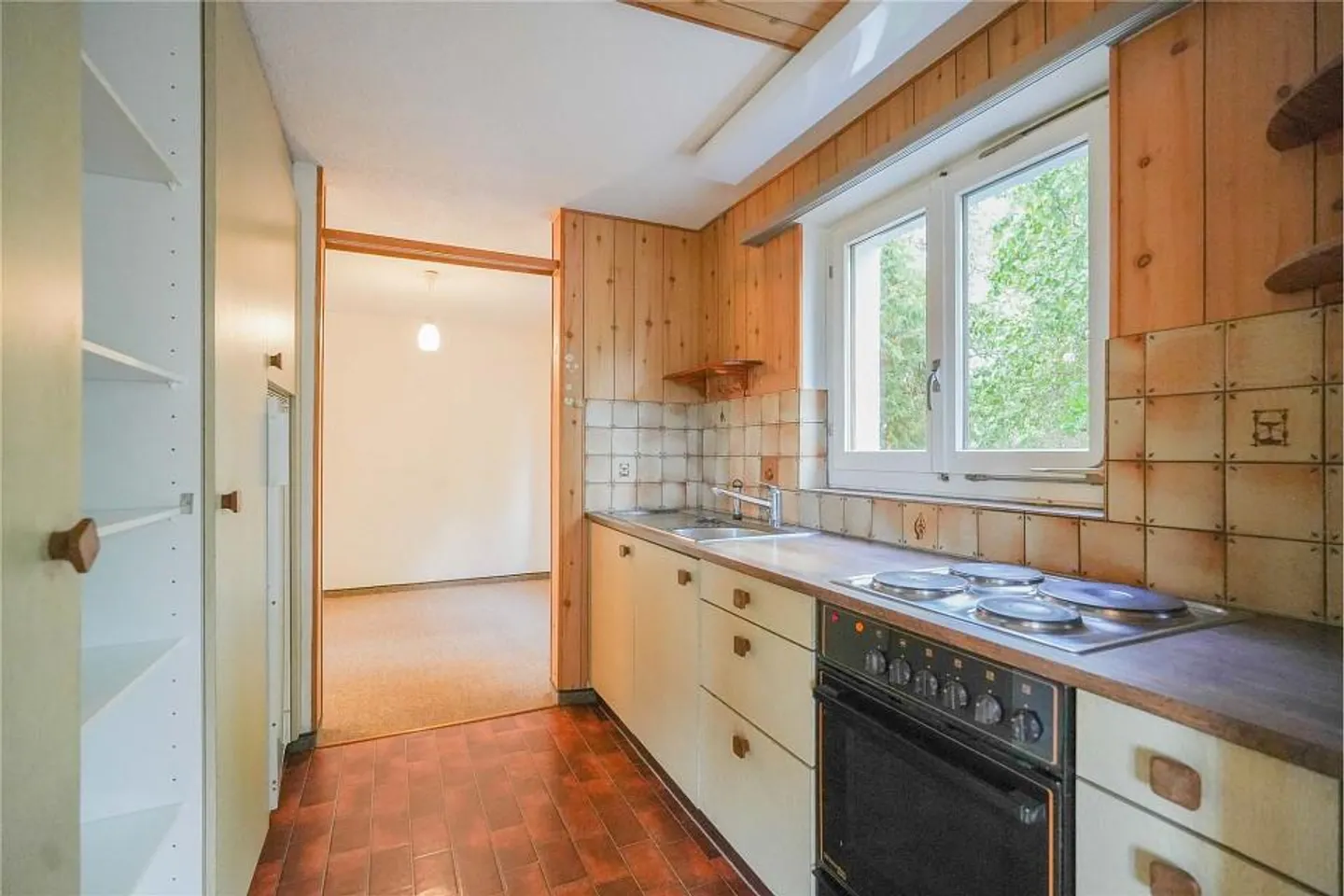 Best Views and Close to Nature: Single-Family Home with Interesting Space... - Photo 3 of 13